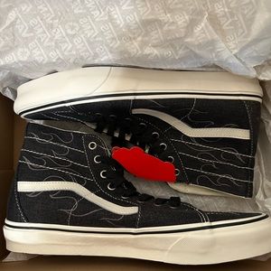Brand new pair of Vans SK8-Hi Taper Black Denim Flames Size 10.5 Men’s Brand New